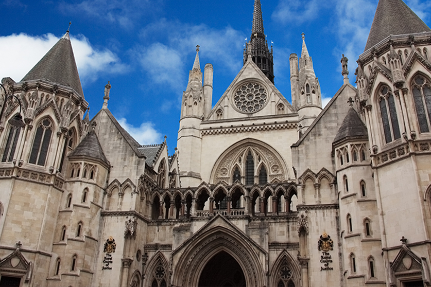 Defend human rights and the power of judicial review